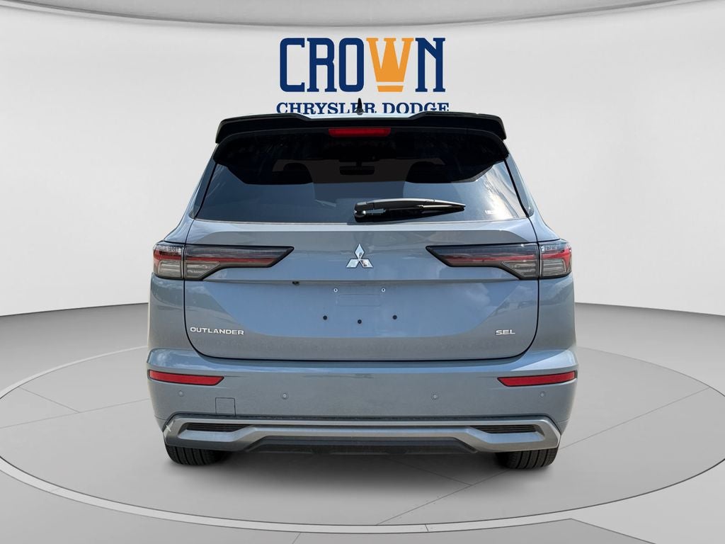2026 Mitsubishi Outlander Base