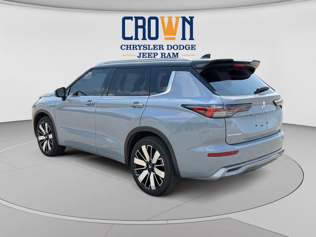 2026 Mitsubishi Outlander Base