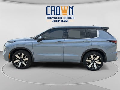 2026 Mitsubishi Outlander Base