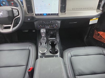 2026 Ford Bronco Outer Banks BRONCO OVERLOOK PAKAGE