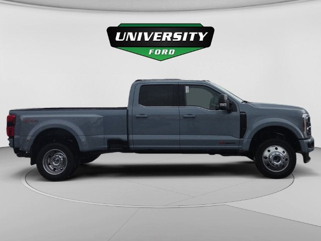 2027 Ford F-450SD Platinum DRW