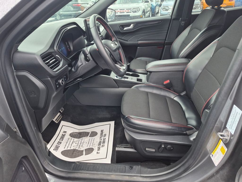 2024 Ford Escape Hybrid ST-Line Select