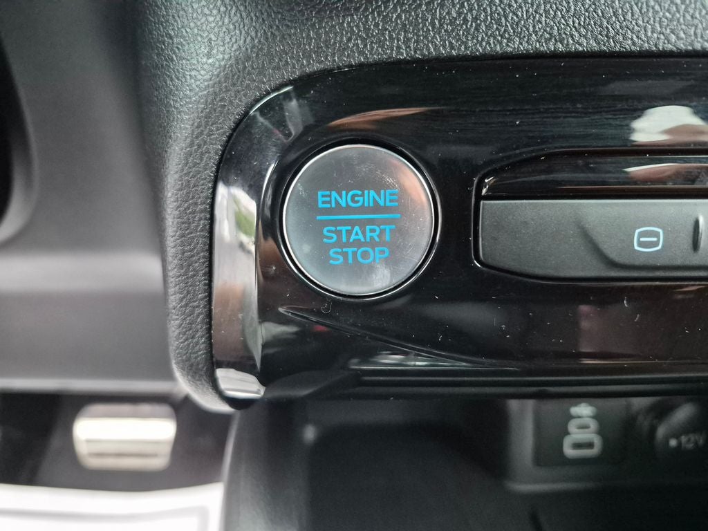 2024 Ford Escape Hybrid ST-Line Select