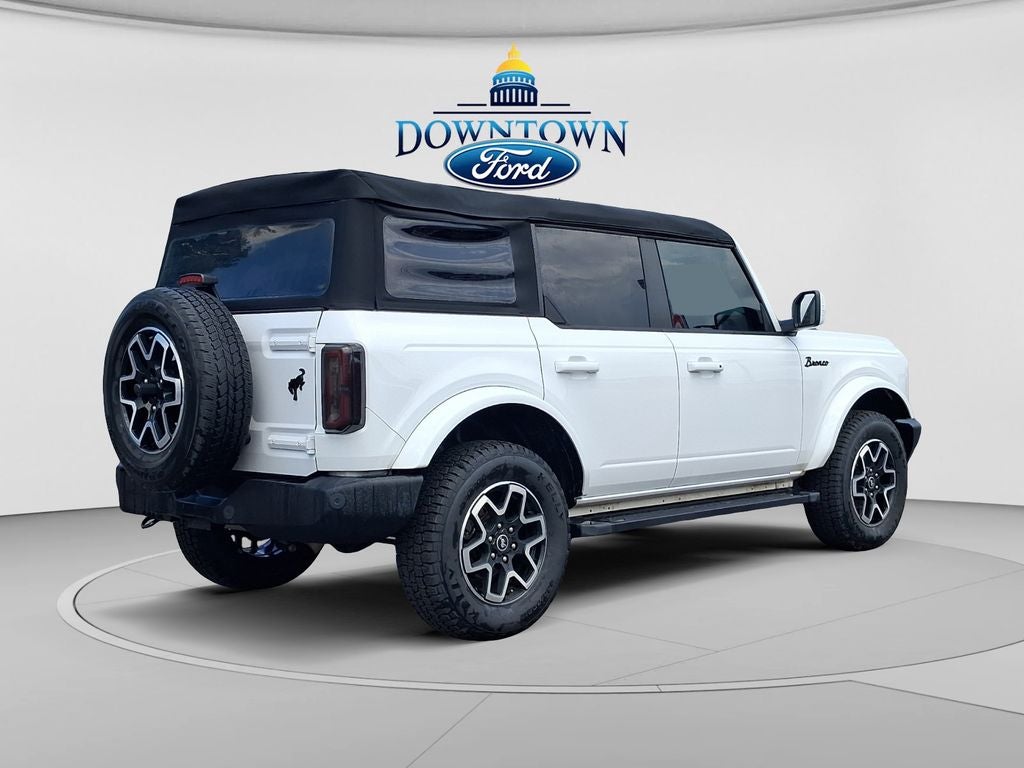 2024 Ford Bronco Outer Banks