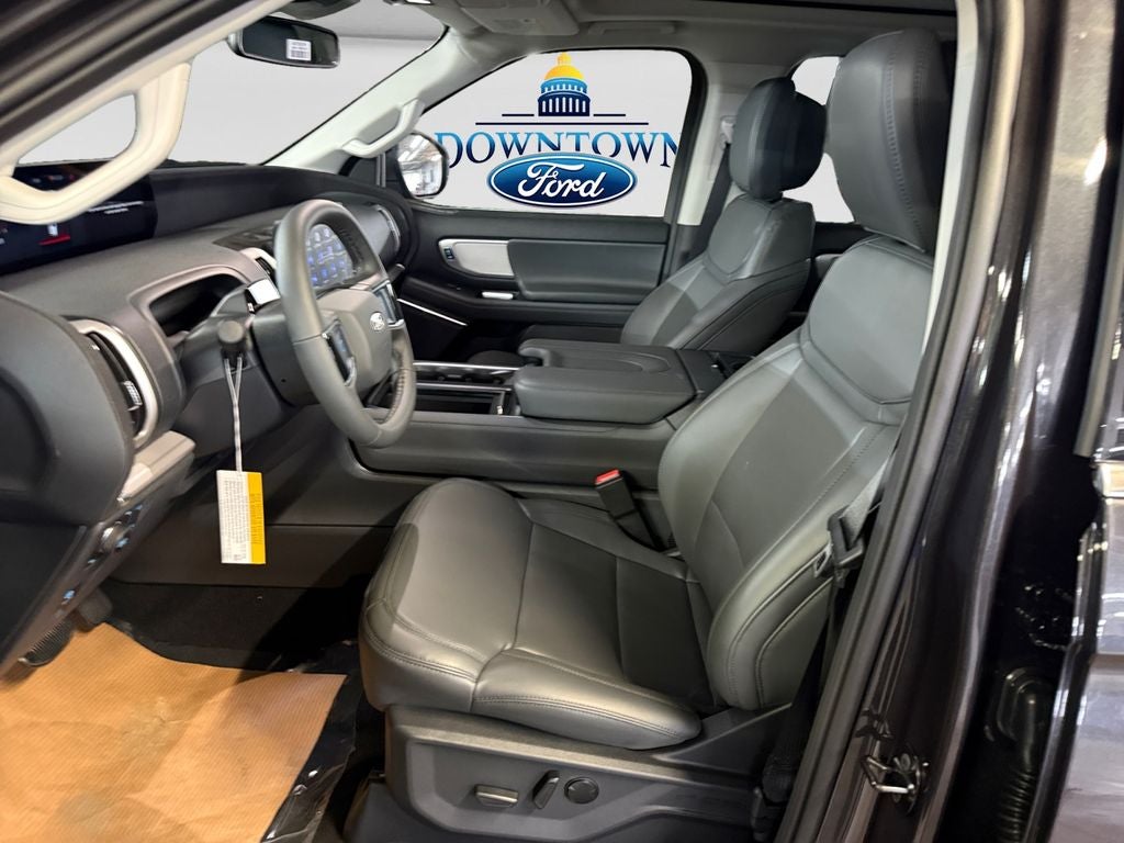 2027 Ford Expedition Active
