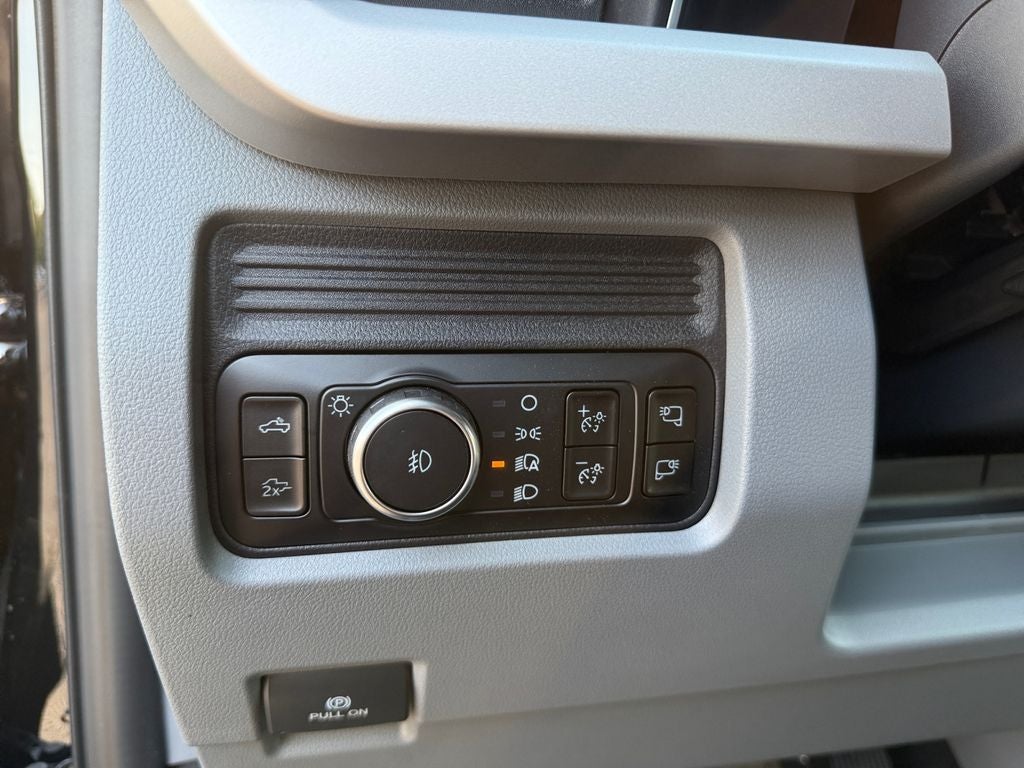 2027 Ford F-250SD XLT