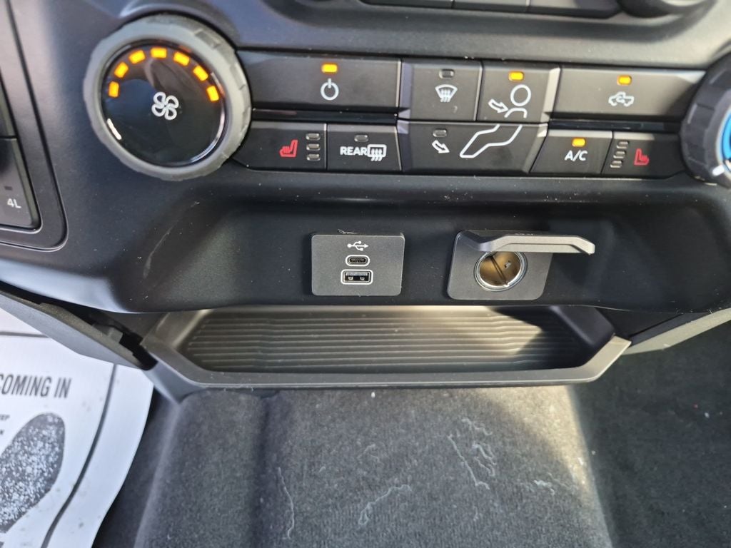 2027 Ford F-250SD XLT