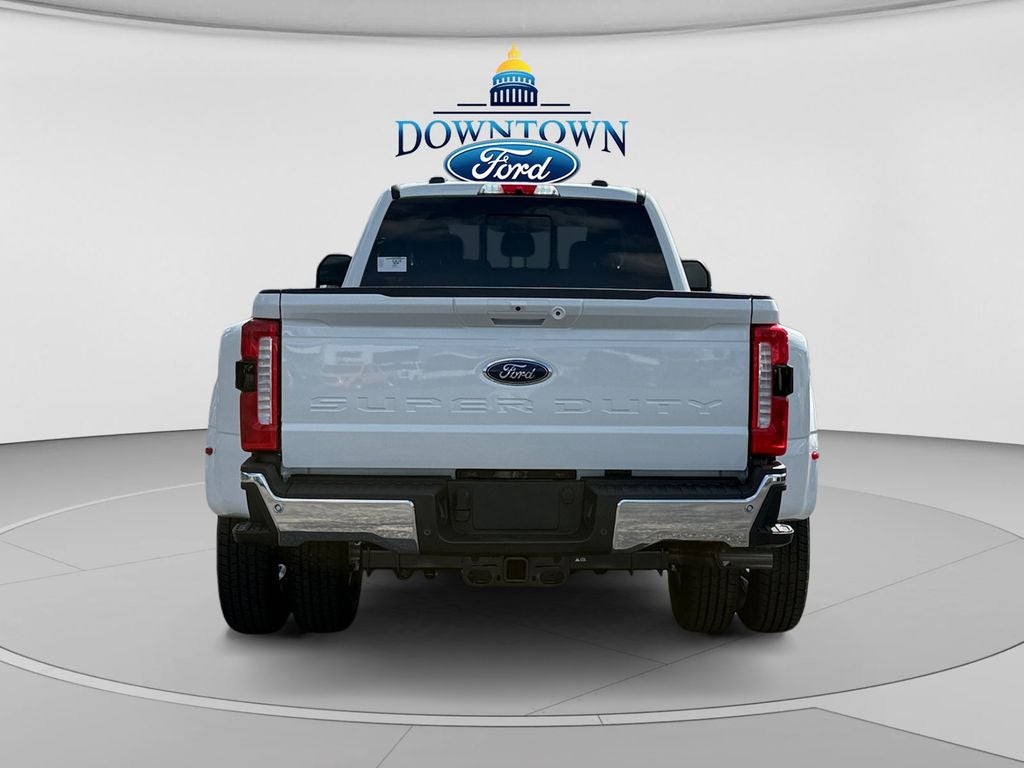 2026 Ford F-350SD Lariat DRW