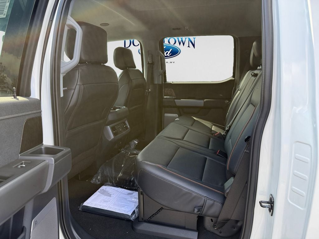 2026 Ford F-350SD Lariat DRW