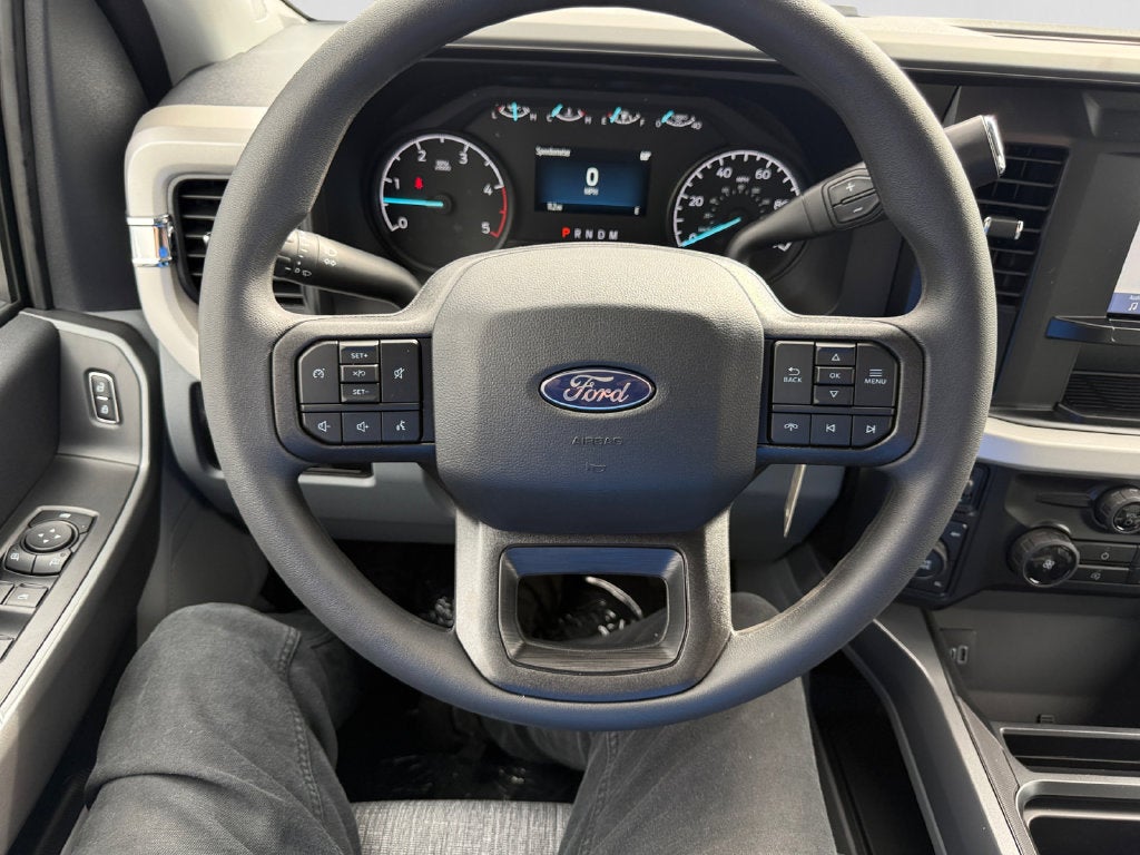 2027 Ford F-350SD DRW