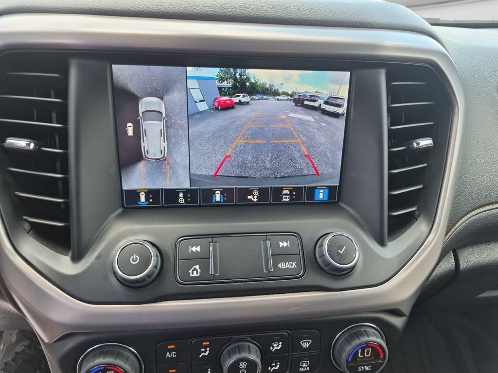 2023 GMC Acadia AT4