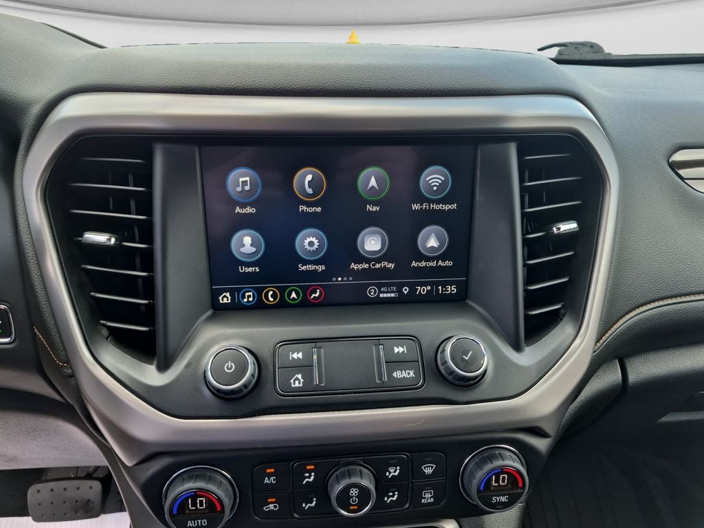 2023 GMC Acadia AT4