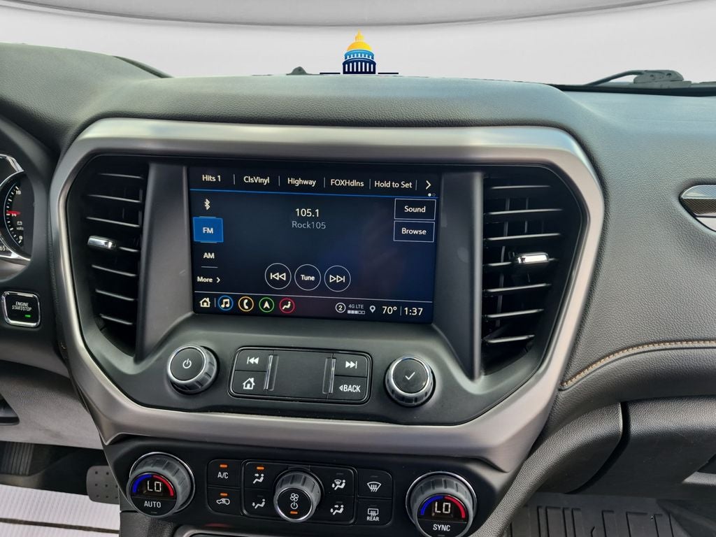 2023 GMC Acadia AT4