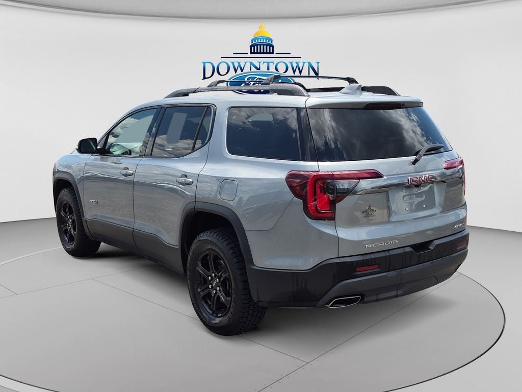 2023 GMC Acadia AT4
