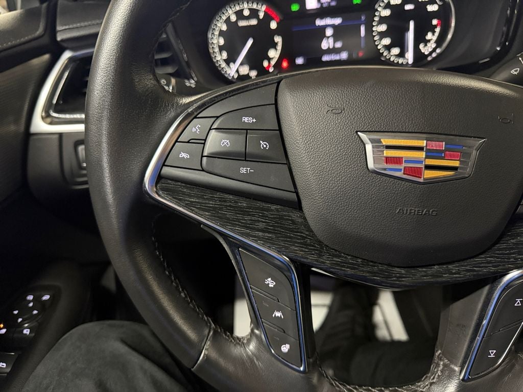 2023 Cadillac XT5 Premium Luxury