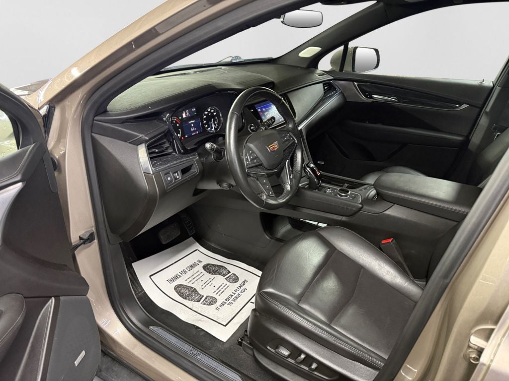 2023 Cadillac XT5 Premium Luxury