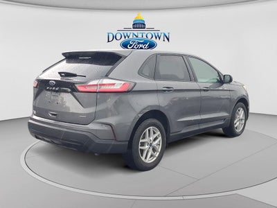 2021 Ford Edge SE