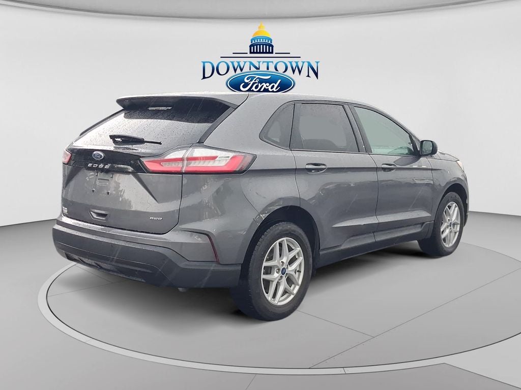 2021 Ford Edge SE