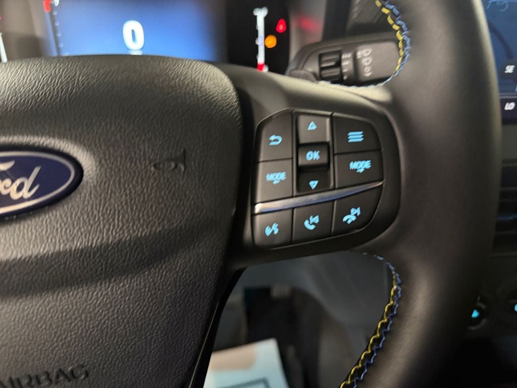 2026 Ford Maverick Lobo High