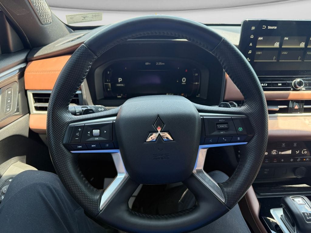 2025 Mitsubishi Outlander SEL
