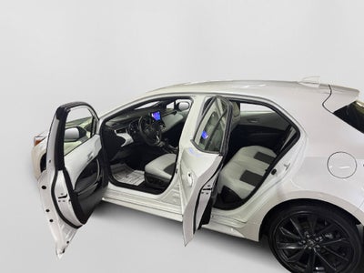 2025 Toyota Corolla Hatchback XSE