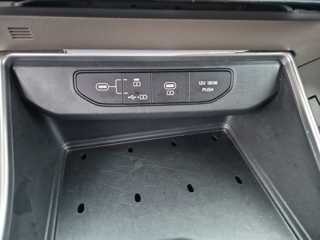 2025 Kia Carnival LXS
