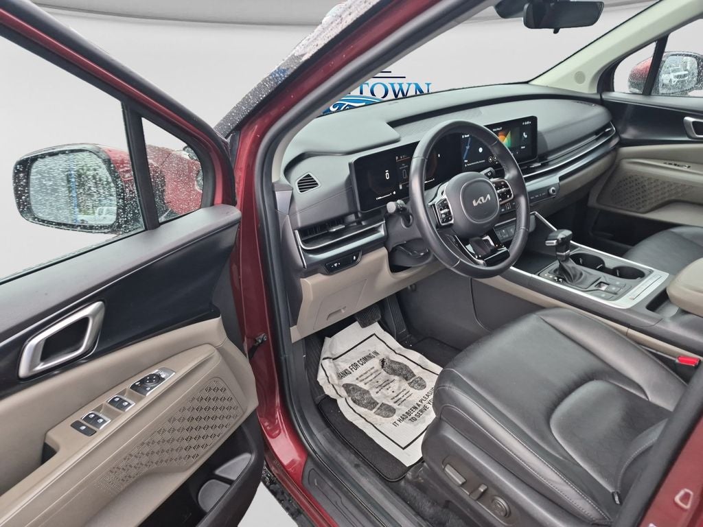 2025 Kia Carnival LXS