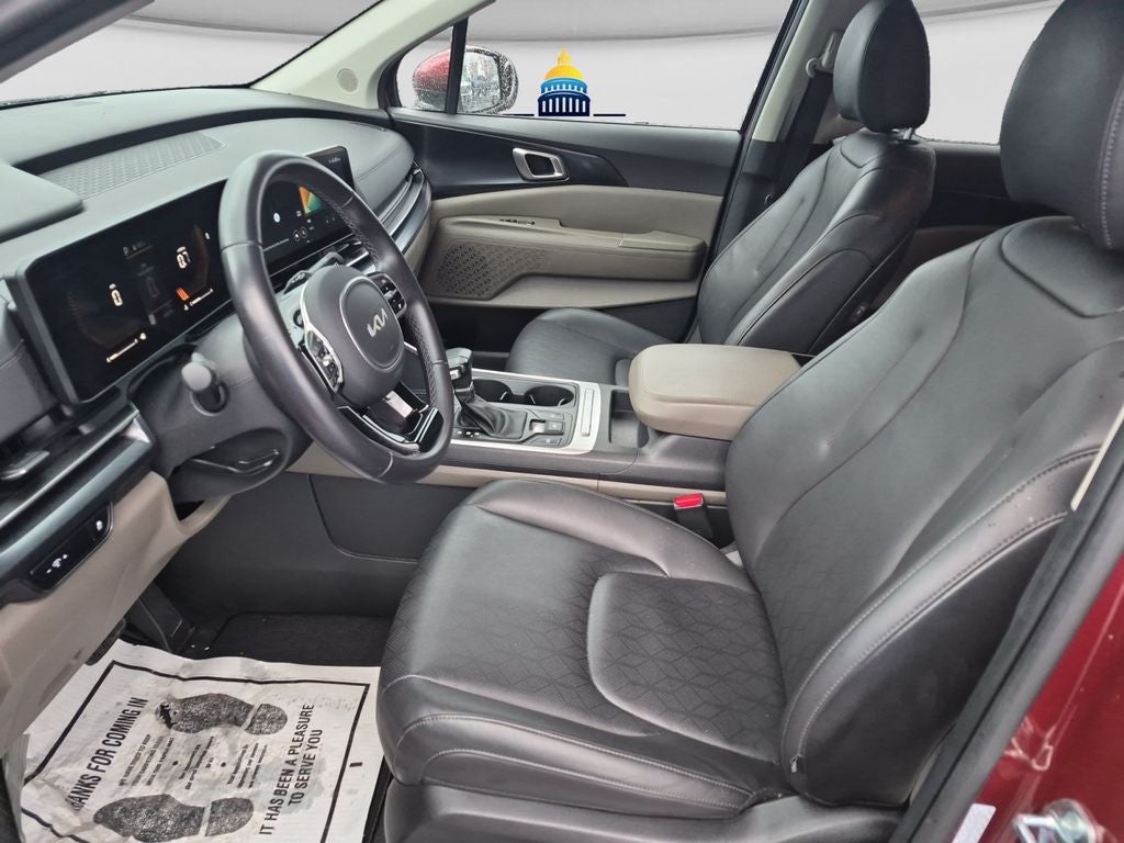 2025 Kia Carnival LXS