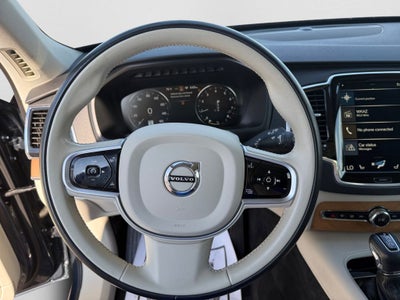 2021 Volvo XC90 T6 Momentum