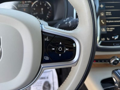 2021 Volvo XC90 T6 Momentum