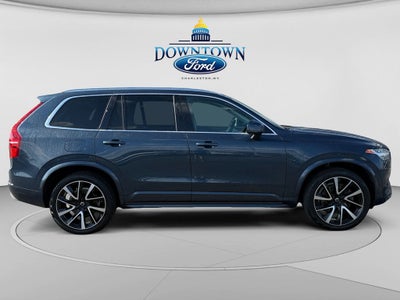 2021 Volvo XC90 T6 Momentum