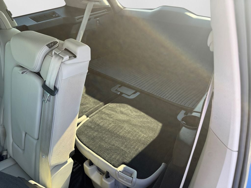 2021 Volvo XC90 T6 Momentum