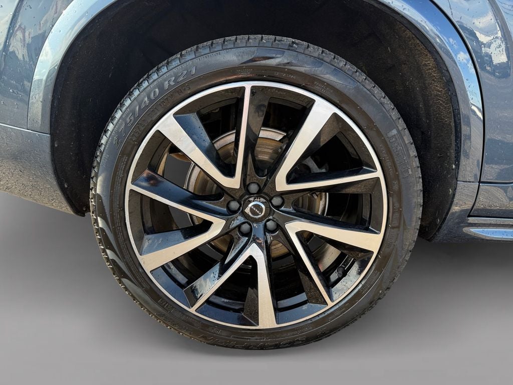 2021 Volvo XC90 T6 Momentum