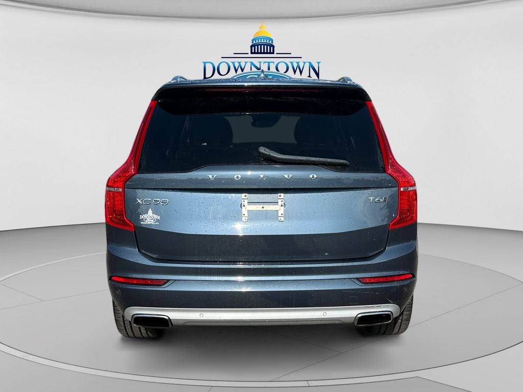2021 Volvo XC90 T6 Momentum