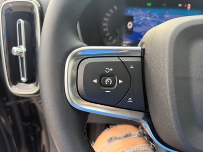2026 Volvo XC40 B5 Core