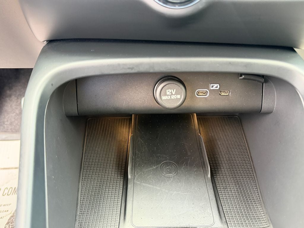 2026 Volvo XC40 B5 Core