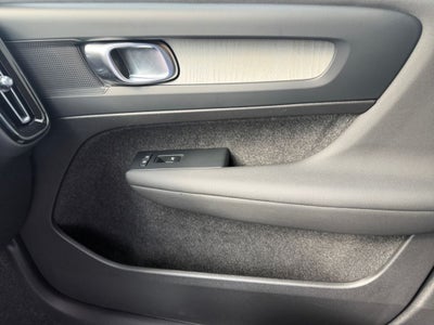 2026 Volvo XC40 B5 Core