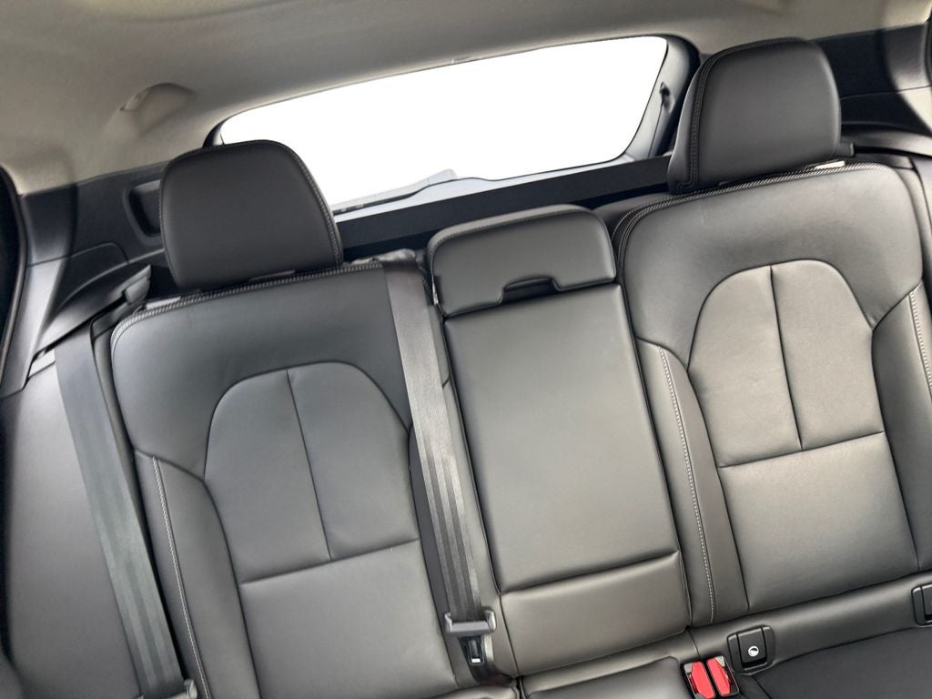 2026 Volvo XC40 B5 Core