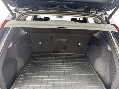2026 Volvo XC40 B5 Core