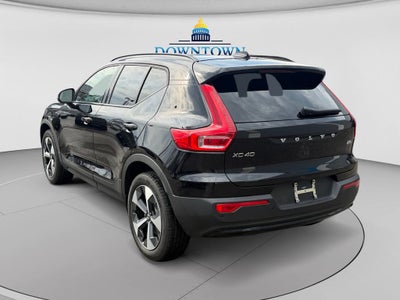 2026 Volvo XC40 B5 Core