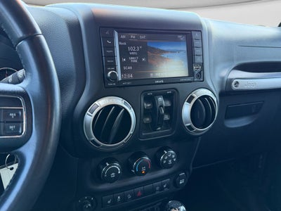 2018 Jeep Wrangler JK Unlimited Sahara 4x4