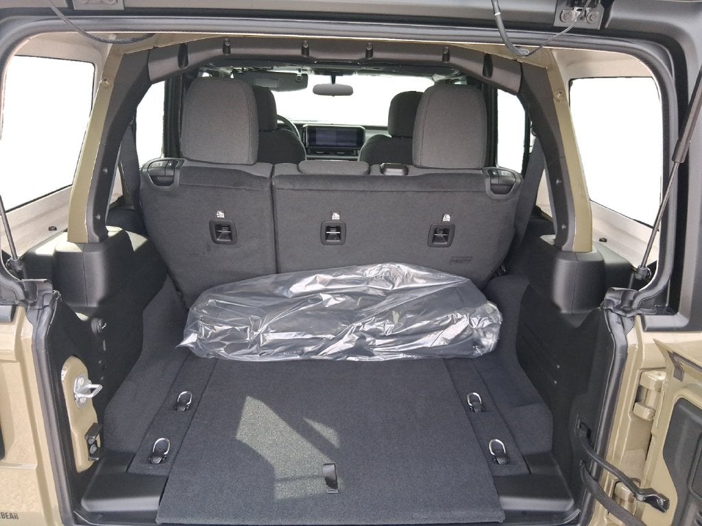 2027 Jeep Wrangler WRANGLER 4-DOOR SPORT