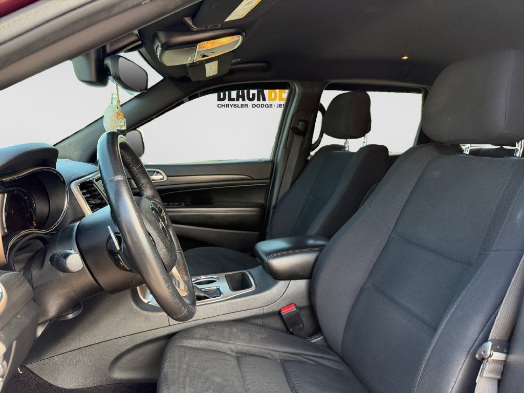 2017 Jeep Grand Cherokee Laredo 4x4
