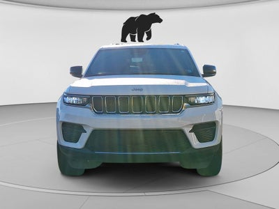 2025 Jeep Grand Cherokee GRAND CHEROKEE LAREDO X 4X4