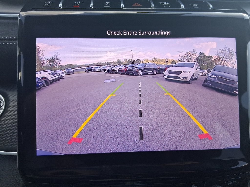 2027 Jeep Grand Cherokee GRAND CHEROKEE LAREDO X 4X4