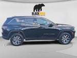 2027 Jeep Grand Cherokee GRAND CHEROKEE LAREDO X 4X4