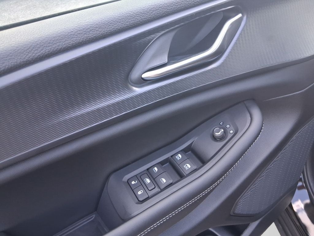 2027 Jeep Grand Cherokee GRAND CHEROKEE LAREDO X 4X4