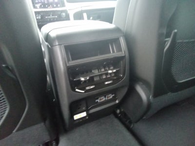 2026 Jeep Grand Cherokee GRAND CHEROKEE LAREDO X 4X4