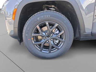 2027 Jeep Grand Cherokee GRAND CHEROKEE LAREDO ALTITUDE 4X4