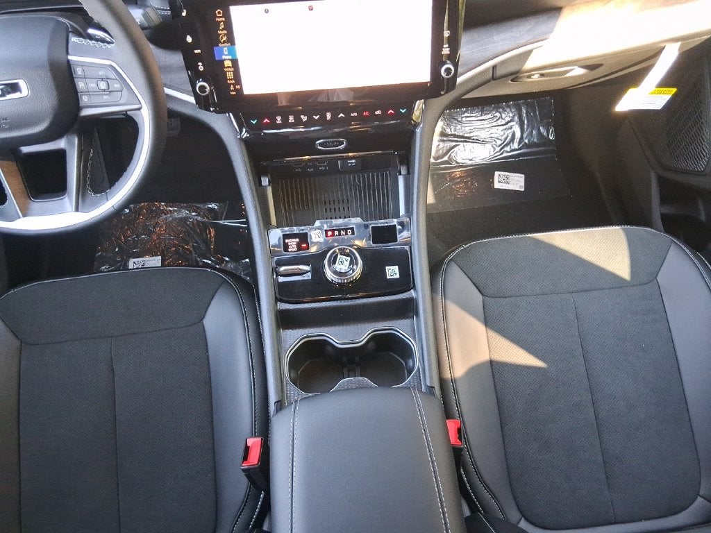 2027 Jeep Grand Cherokee GRAND CHEROKEE LAREDO ALTITUDE 4X4